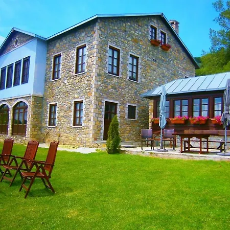 Argyro بيت ضيافة Nimfaíon